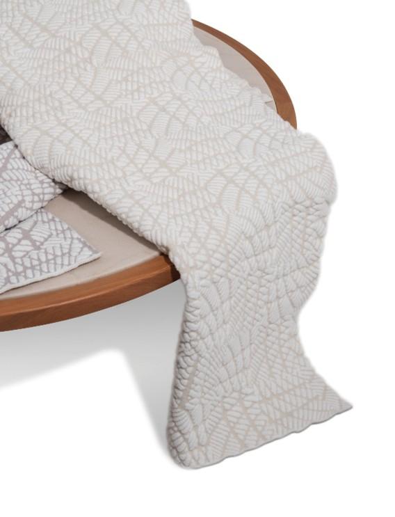 SACCARO MONOGRAM THROW